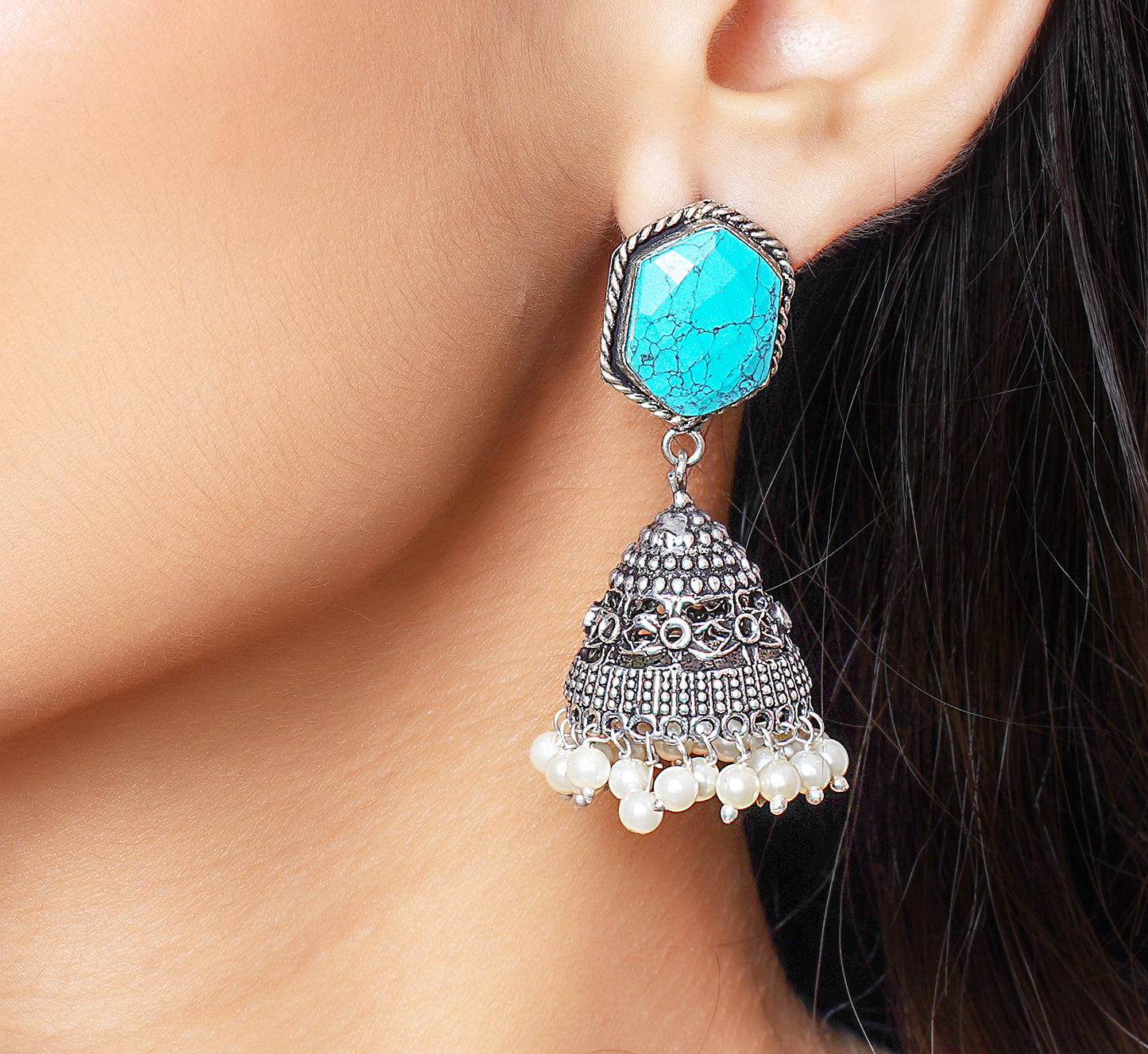 BLACK METAL FALGUNI EARINGS